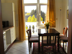 Solingen Haus Merlin: Wohnung - K�che